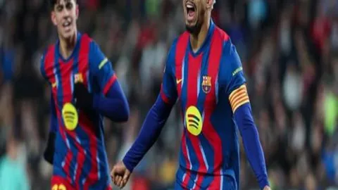 【巅峰独战】一击不中，再击必破天际！出手即定乾坤！